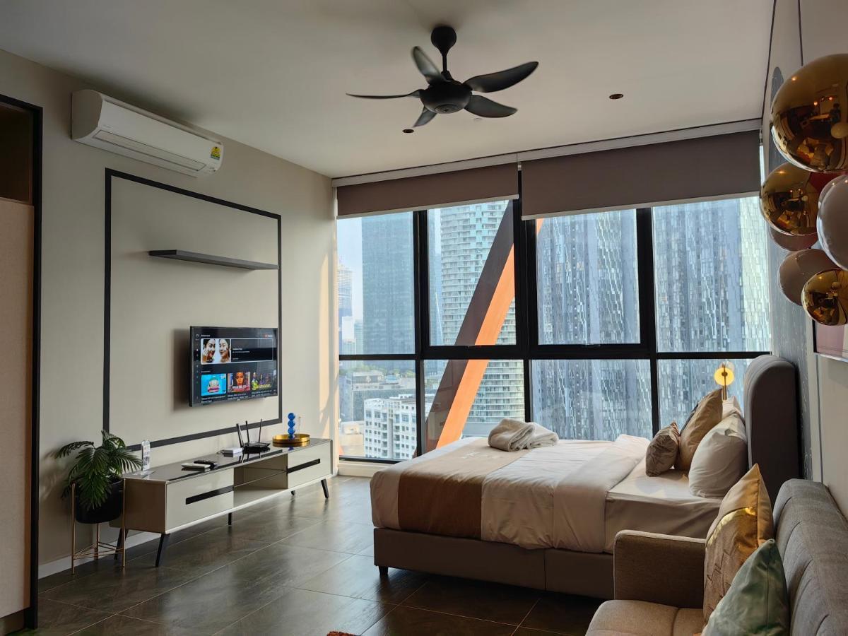Scarletz Suites Klcc By De Harlequins Guesthouse Куала-Лумпур Экстерьер фото