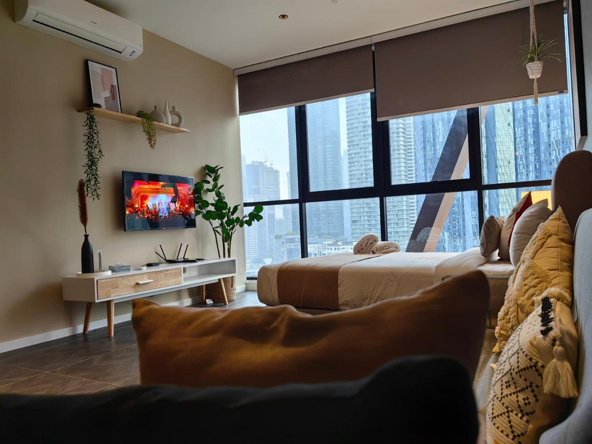 Scarletz Suites Klcc By De Harlequins Guesthouse Куала-Лумпур Экстерьер фото
